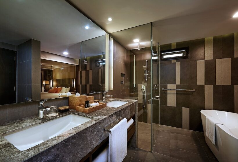 جناح مطلّ علي البحر, The Taaras Beach & Spa Resort