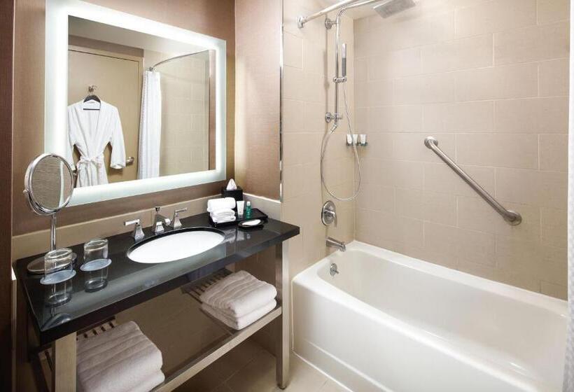 חדר סטנדרט עם מיטת קינג, The Westin Annapolis