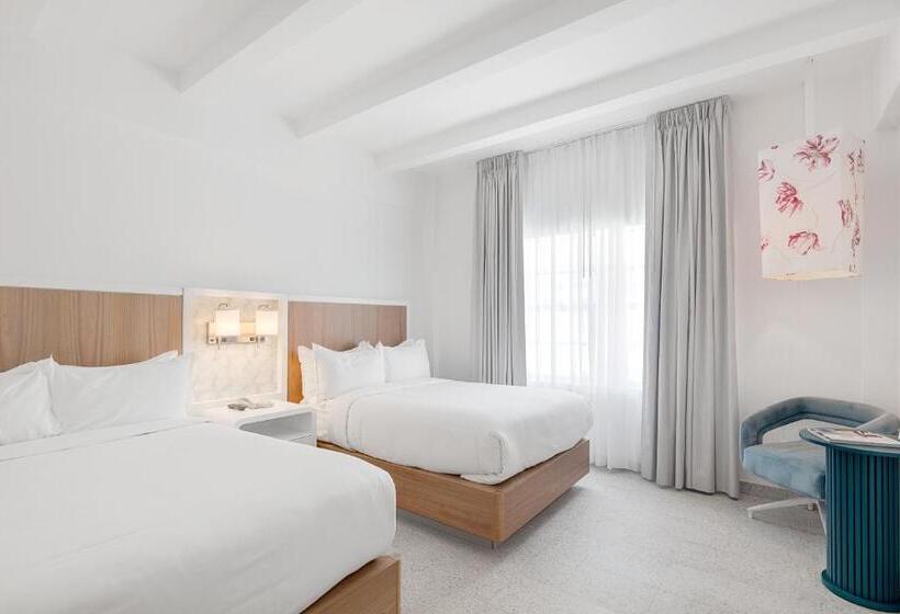 חדר סטנדרט שתי מיטות זוגיות, Townhouse Hotel, BW Signature Collection