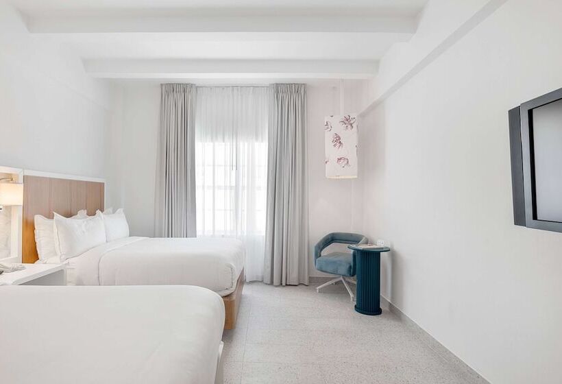 חדר סטנדרט שתי מיטות זוגיות, Townhouse Hotel, BW Signature Collection