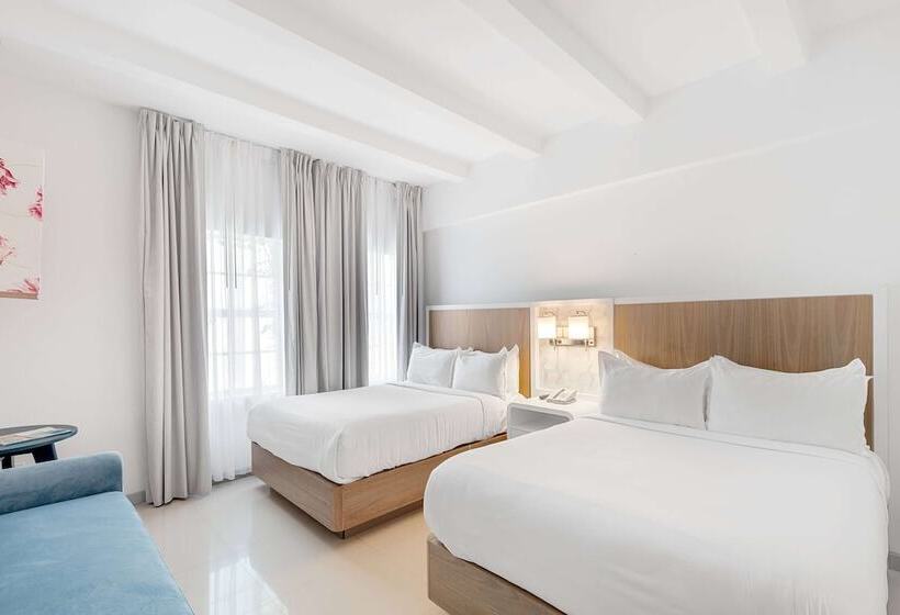 חדר סטנדרט שתי מיטות זוגיות, Townhouse Hotel, BW Signature Collection