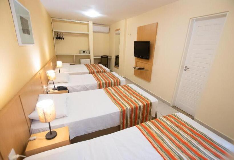 חדר משפחתי, Villaoeste