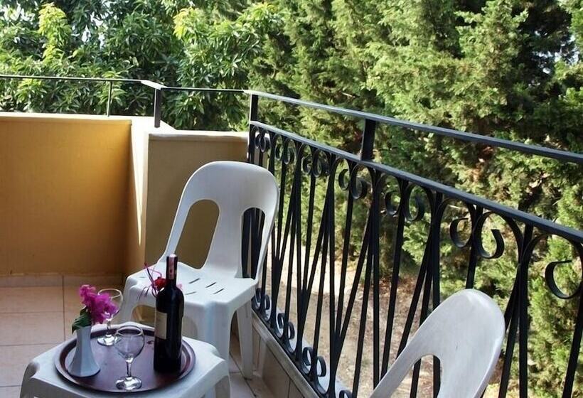 标准工作室, Lemas Suite