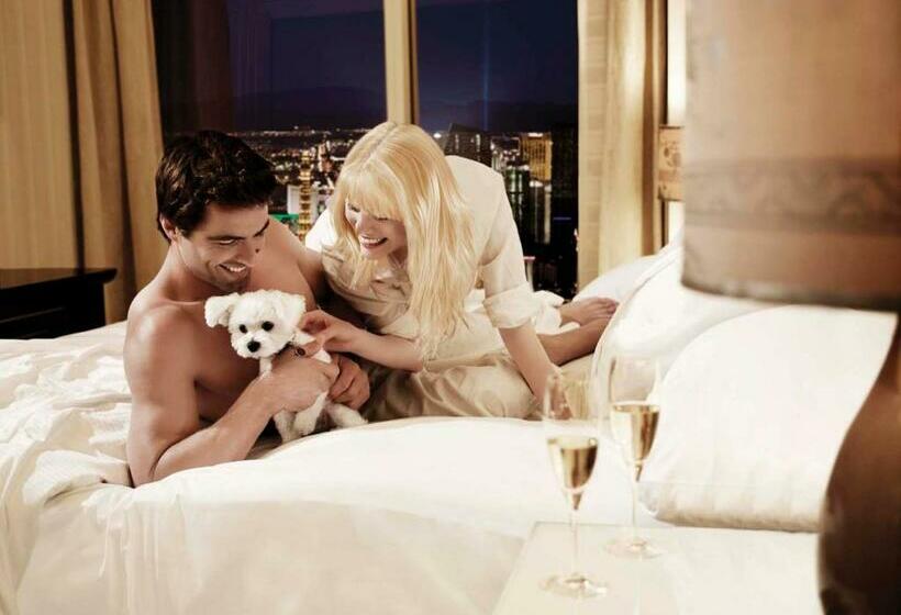 디럭스 룸 킹사이즈 침대, Trump International Hotel Las Vegas