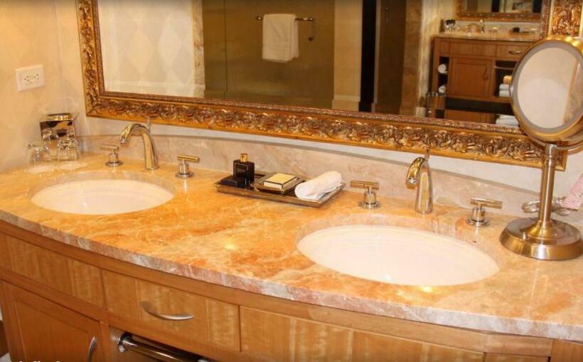 디럭스 룸, Trump International Hotel Las Vegas