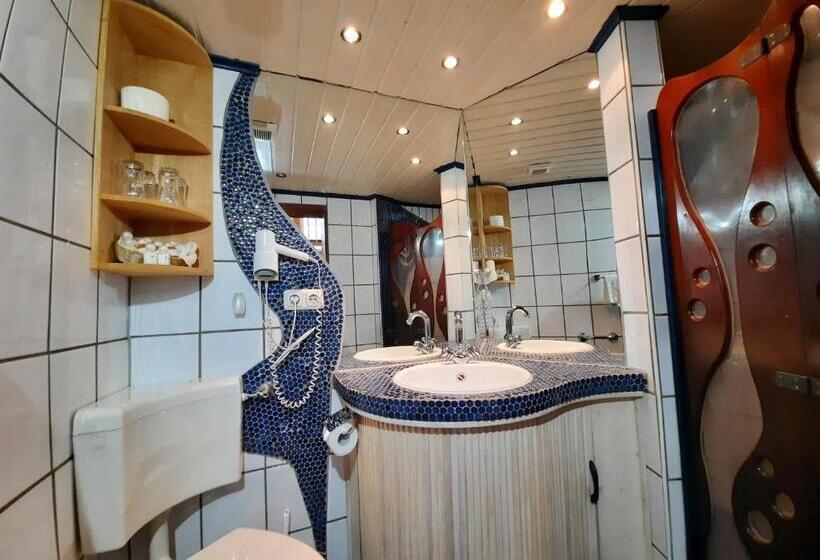 Апартаменты 1 Спальня, Vier Spitzen