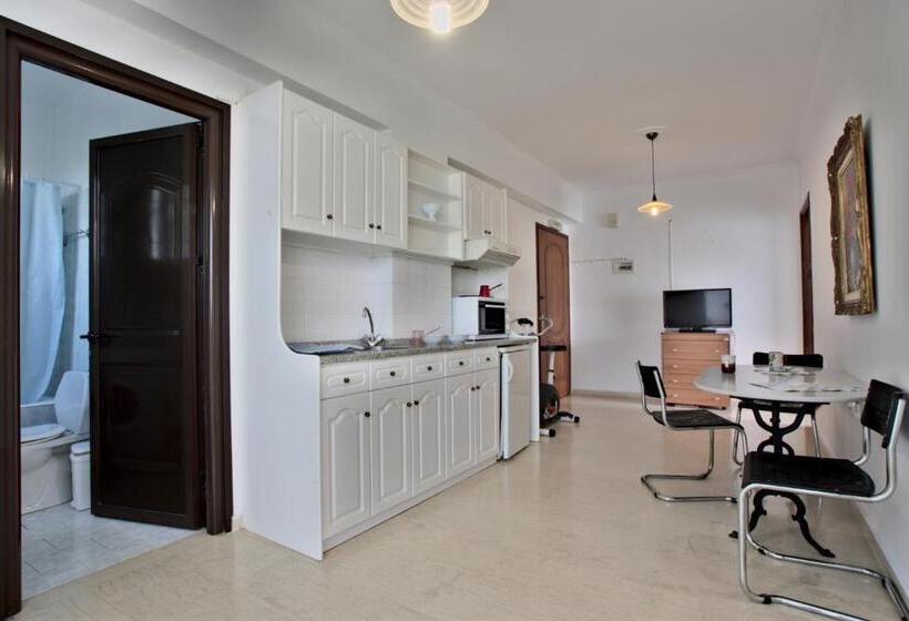 شقة غرفتين, Dimitra Apartments K