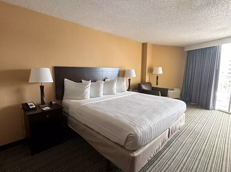 ダブルベッドスタンダードルーム, Spark By Hilton Ormond Beach Oceanfront