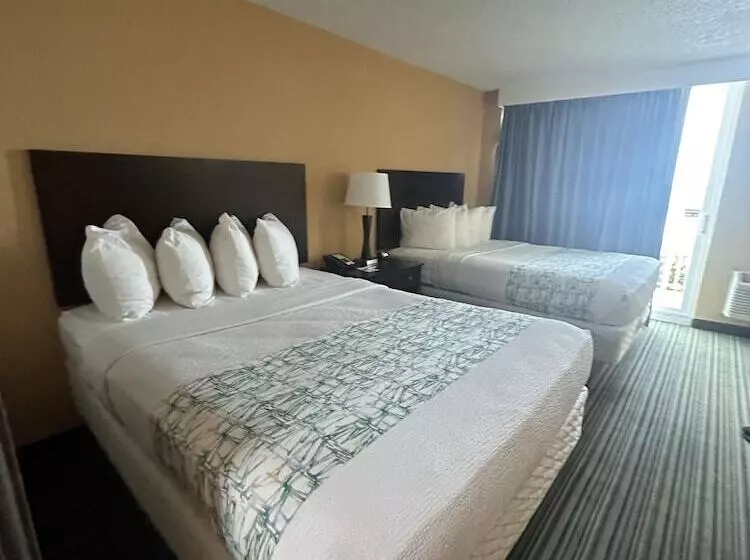 ２ダブルベッドのスタンダードルーム, Spark By Hilton Ormond Beach Oceanfront