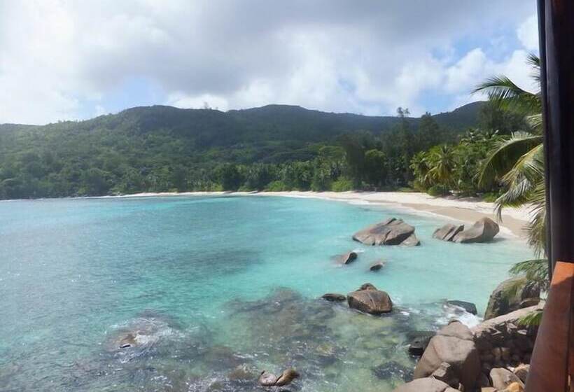 سوییت جونیور با چشمانداز دریا, Villa Chez Batista