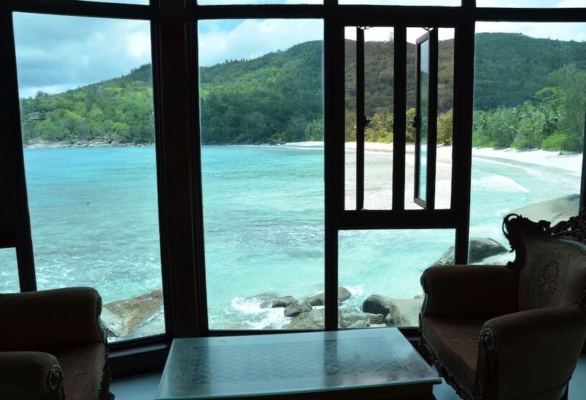 سوییت سینیور با چشمانداز دریا, Villa Chez Batista