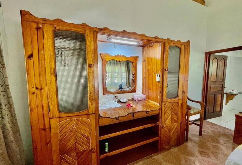 اتاق استاندارد با چشمانداز باغ, Villa Chez Batista