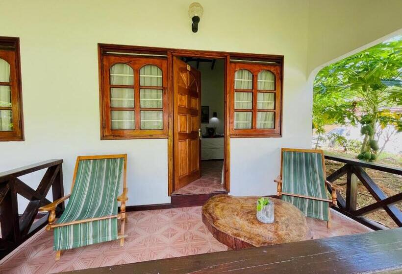 اتاق استاندارد با چشم‌انداز باغ, Villa Chez Batista
