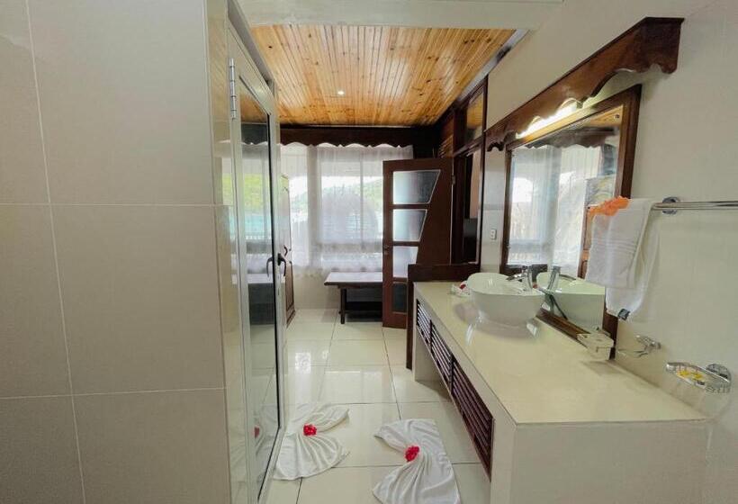 سوییت جونیور با چشمانداز دریا, Villa Chez Batista