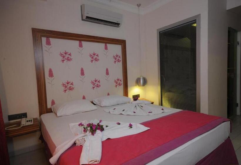 Yandan Deniz Manzaralı Delüks Oda, Cle Beach Boutique