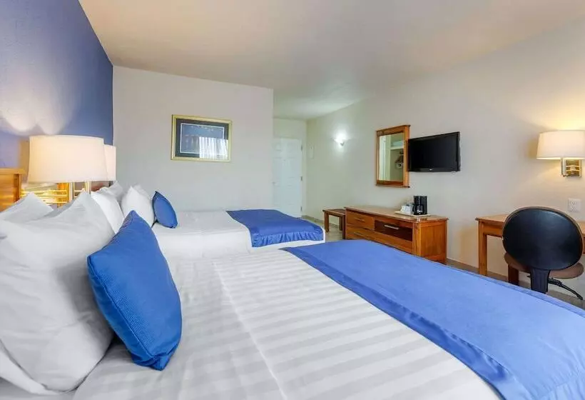 اتاق استاندارد با 2 تخت دوبل, Comfort Inn Tampico