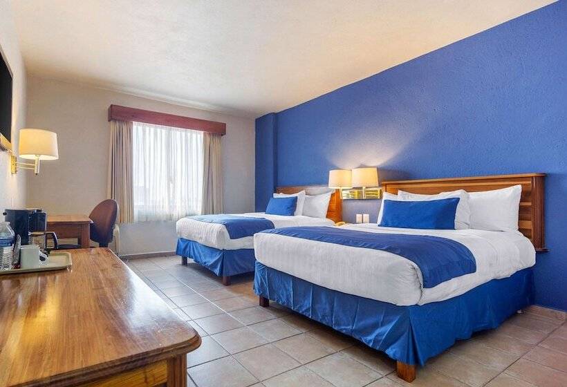 غرفه قياسيه سريرين مزدوجين, Comfort Inn Tampico