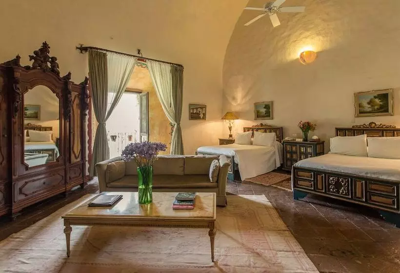 ジュニアスイート, Hacienda San Gabriel De Las Palmas