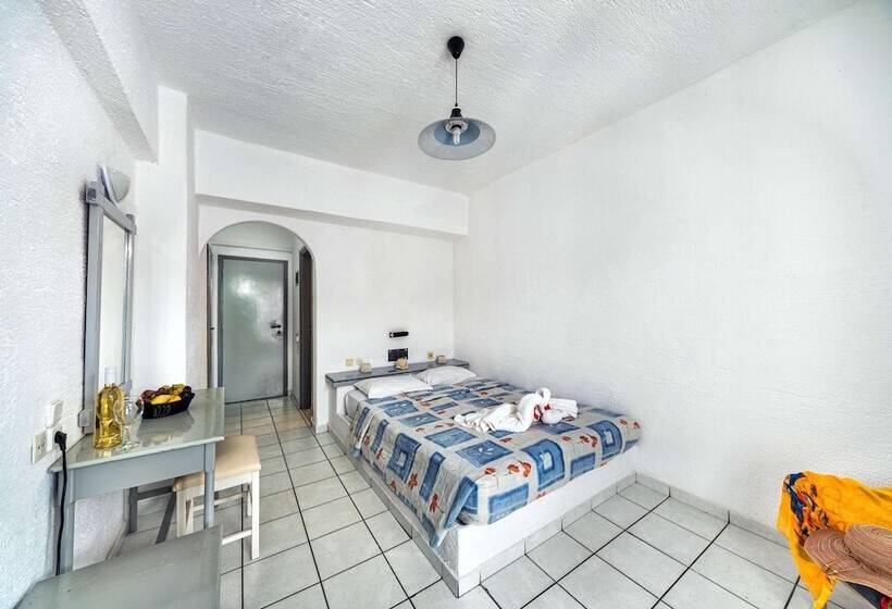 スタンダードトリプルルーム, Iro