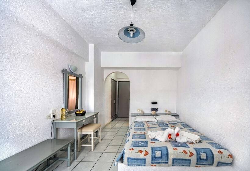 スタンダードトリプルルーム, Iro