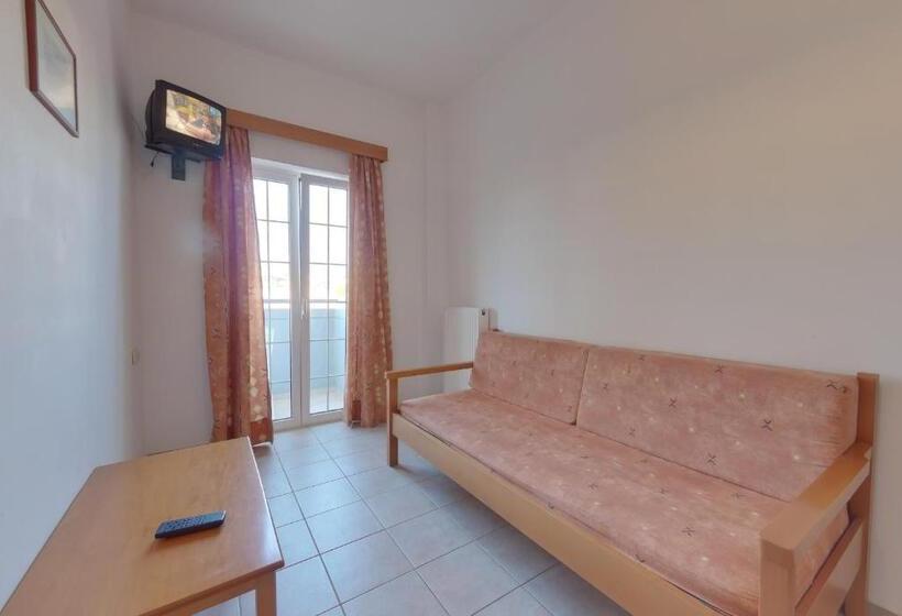 Номер Стандарт Трехместный, Marirena