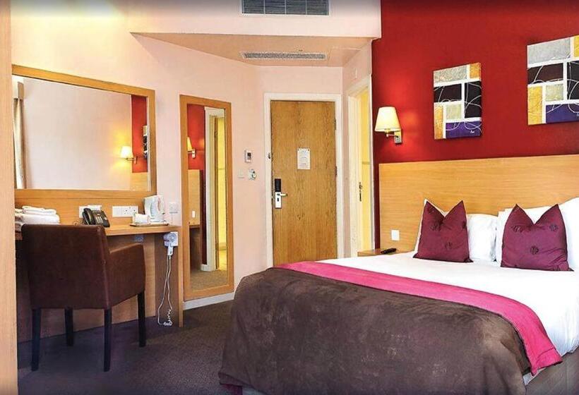 Номер Стандарт, Luton