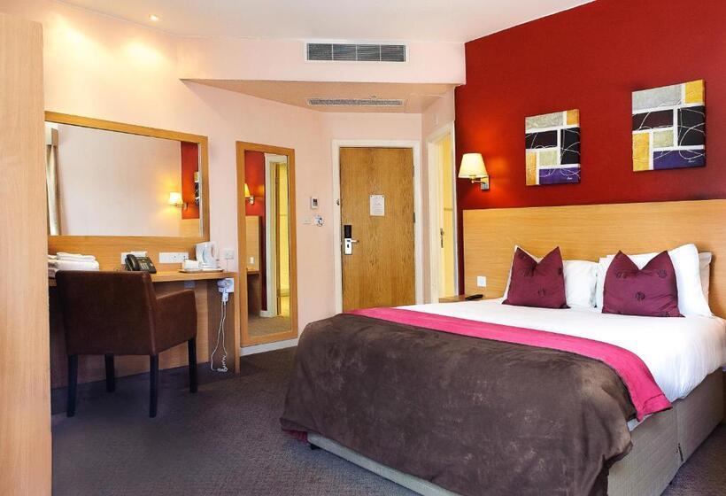 Номер Стандарт, Luton