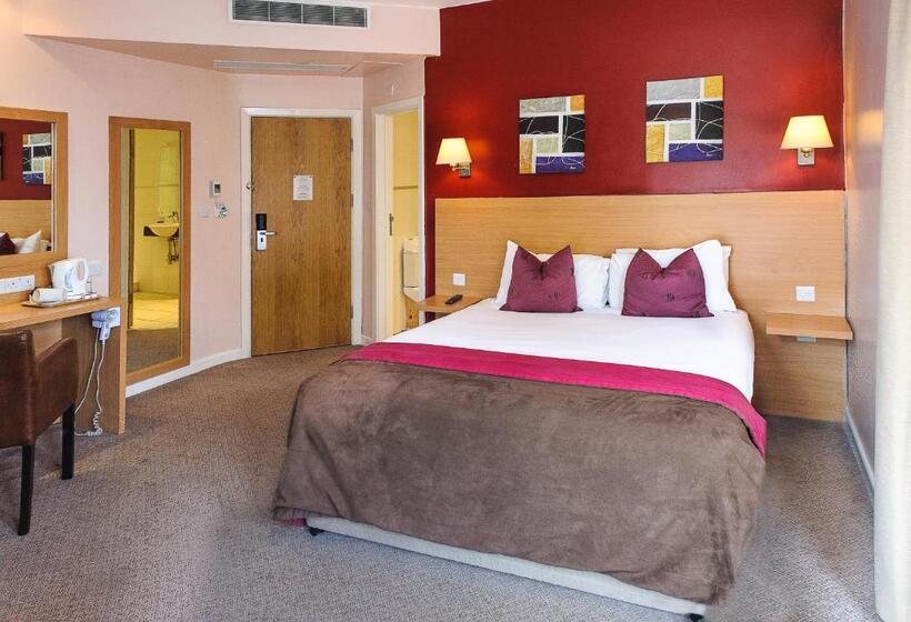 اتاق استاندارد, Luton