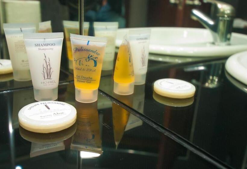 اتاق استاندارد با چشمانداز باغ, Palissandre Antananarivo