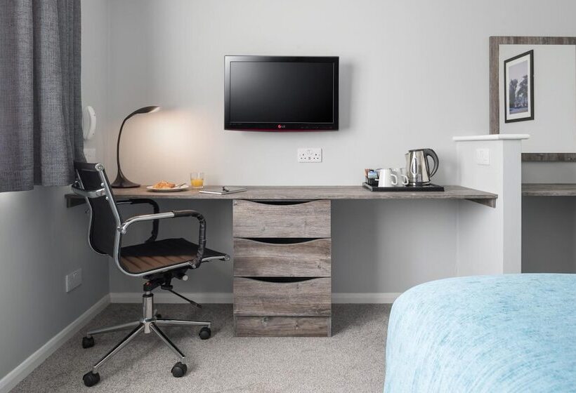 标准间, The Willows Training Centre