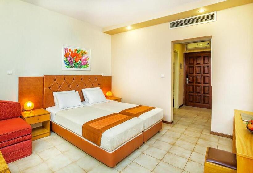 חדר סופריור נוף לגינה, Xenios Possidi Paradise