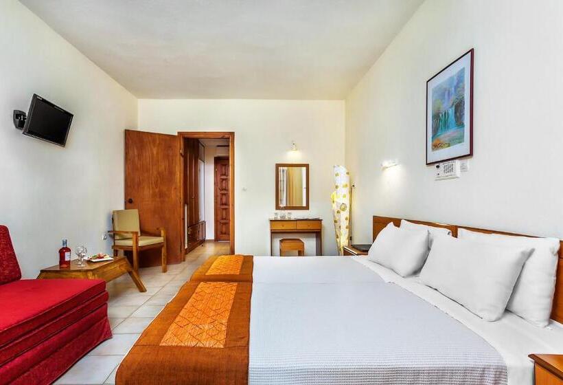 标准间, Xenios Possidi Paradise