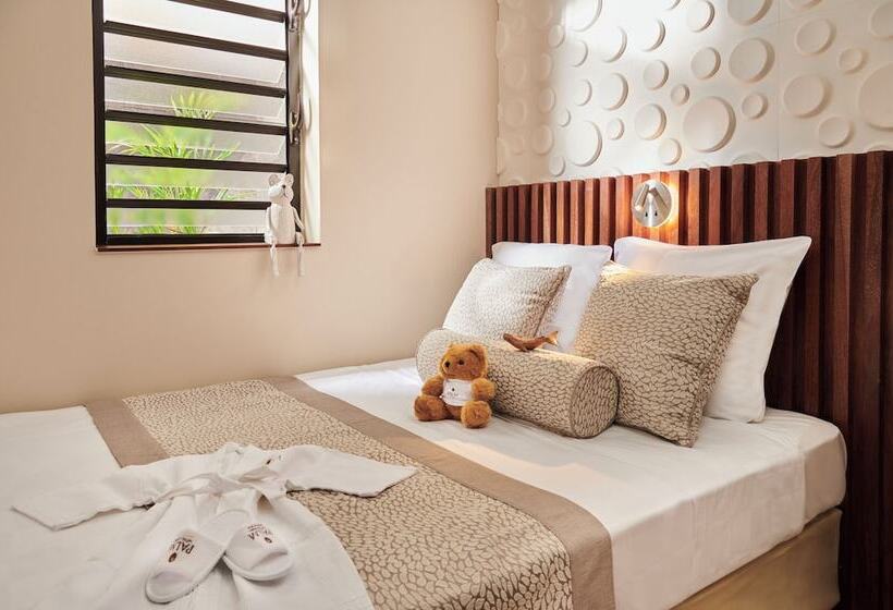 سوییت خانوادگی, Palm Hotel & Spa