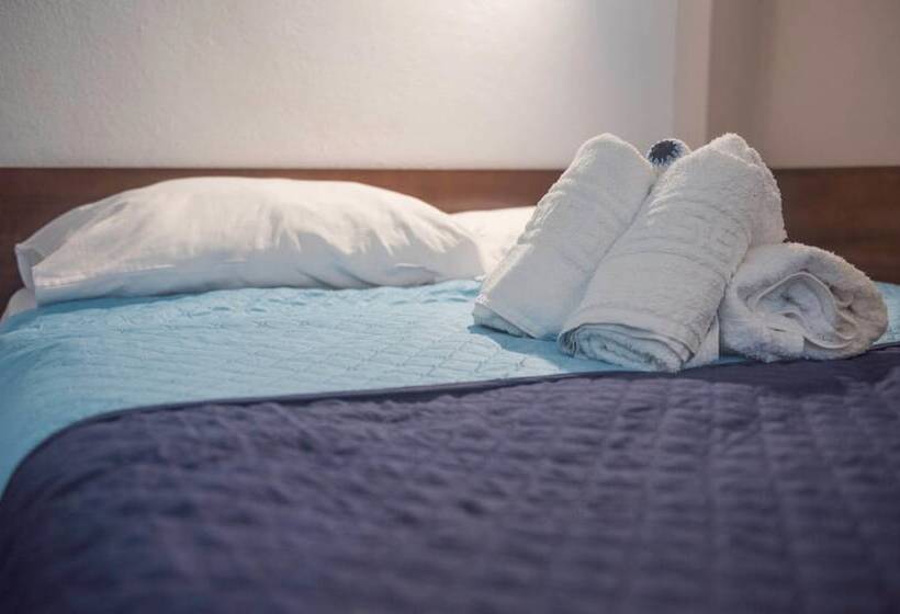 スタンダードスタジオ, Antonios