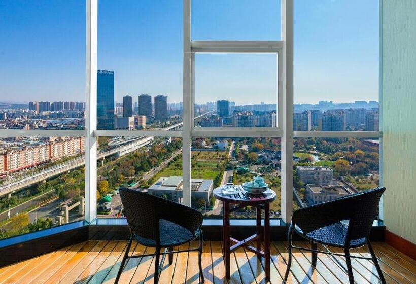 Номер Deluxe, Empark Grand Hotel Kunming