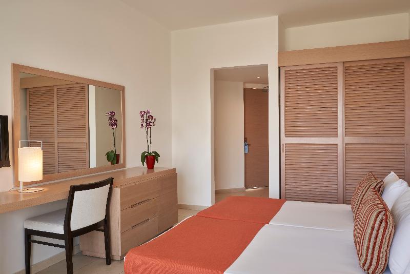 اتاق استاندارد با چشم‌انداز دریا, Atlantica Kolymbia Beach