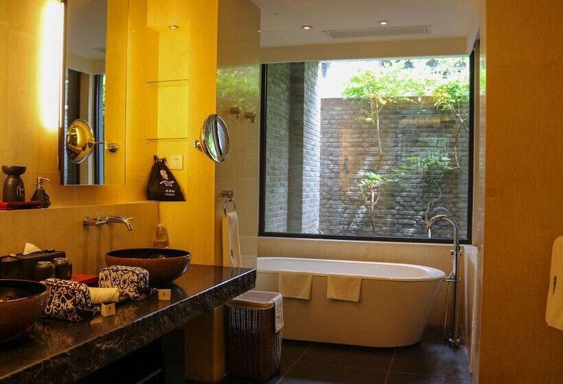 سوییت, Banyan Tree Lijiang