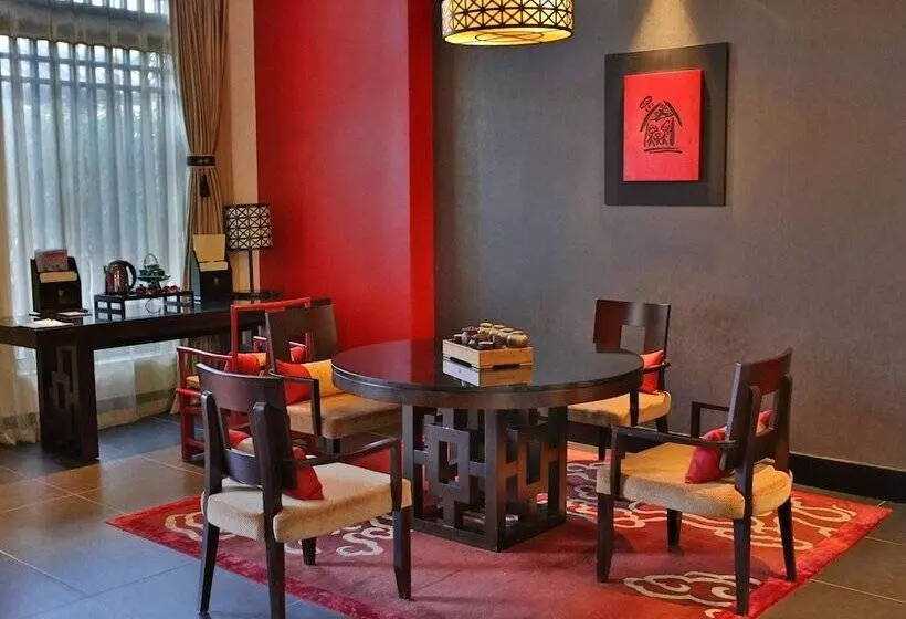 デュプレックス２ベッドルームアパート, Banyan Tree Lijiang