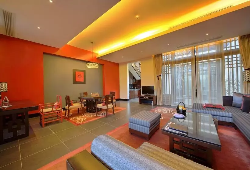 デュプレックス２ベッドルームアパート, Banyan Tree Lijiang