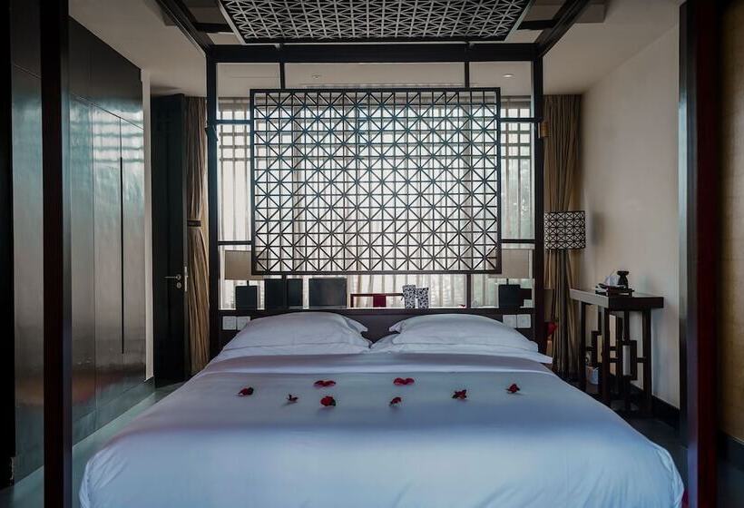 , Banyan Tree Lijiang