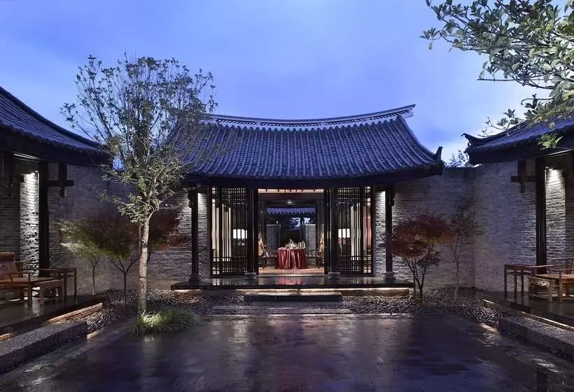 スリーベッドルーム　ヴィラ, Banyan Tree Lijiang