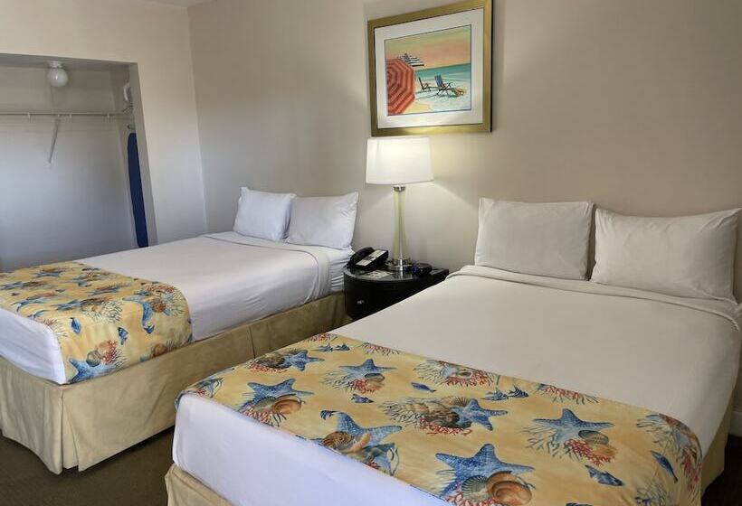 带2个双人床的标准工作室, Beach Place