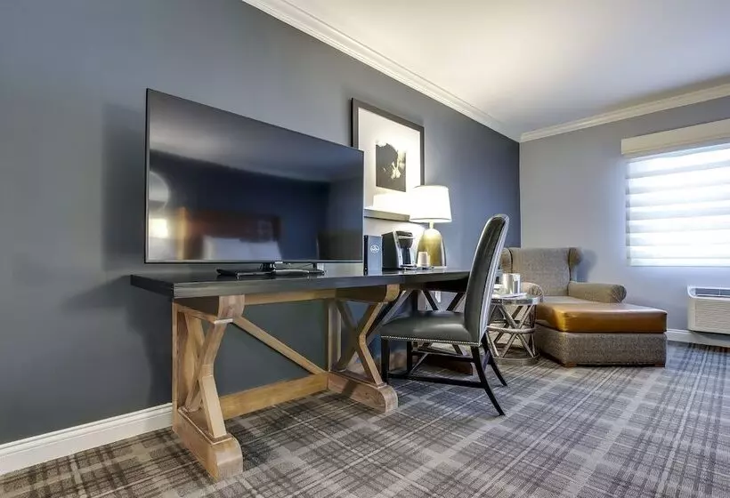 スイート, The Campbell House Lexington, Curio Collection By Hilton