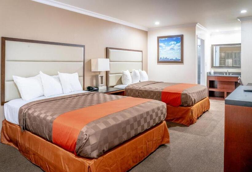 Номер Стандарт, Gateway Inn Gardena