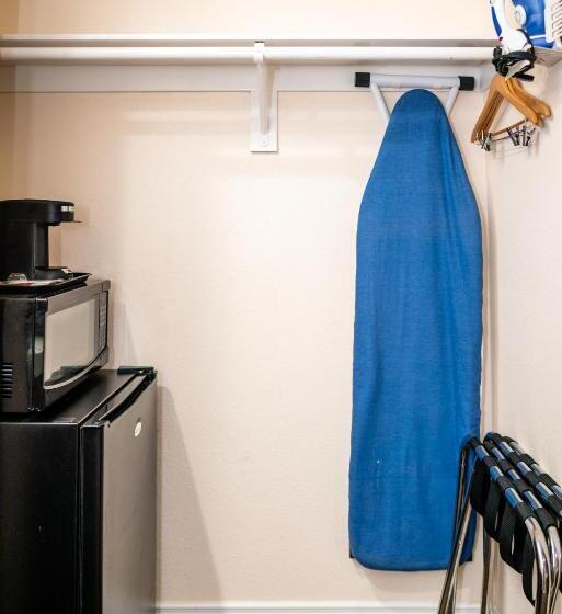 Номер Стандарт, Gateway Inn Gardena