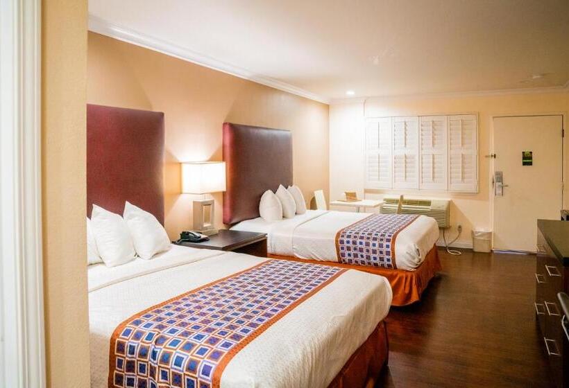 Номер Стандарт, Gateway Inn Gardena