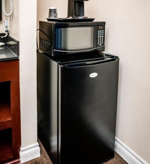 Стандартный Номер Кровать Кинг, Gateway Inn Gardena