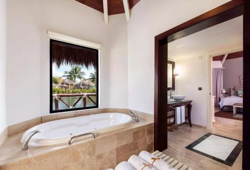 بانگلوی استاندارد, Grand Palladium Select White Sand Resort & Spa - All Inclusive