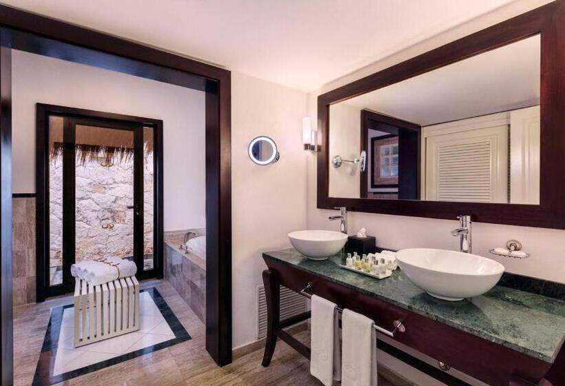 بانگلوی استاندارد, Grand Palladium Select White Sand Resort & Spa - All Inclusive