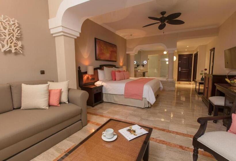 庭の見えるジュニアスイート, Grand Palladium White Sand Resort & Spa   All Inclusive